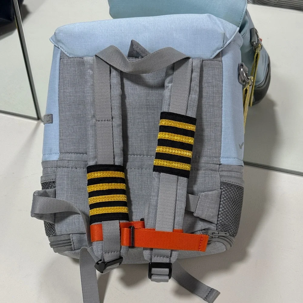 Jetkids by Stokke Crew Backpack Light Blue & Gray Travel Backpack - Picture 8 of 16